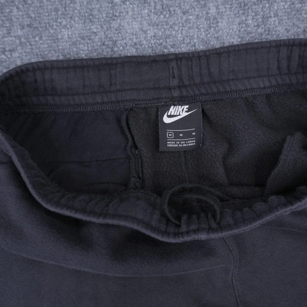 Nike Sweatpants Mens Medium Black Fleece Joggers Embroidered Logo Pockets